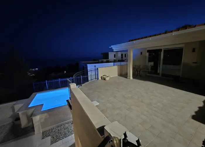 Gv - With Magnapool Makarska