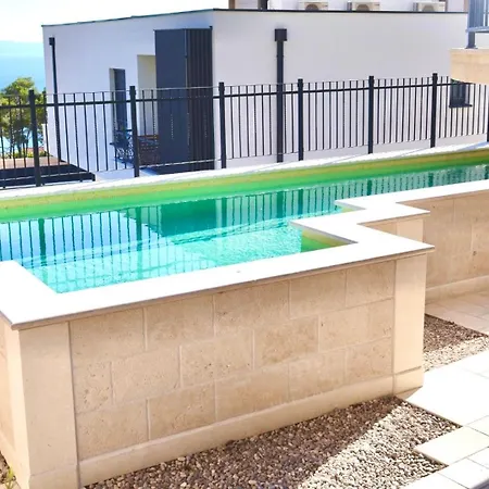 Villa Gv - With Magnapool Makarska