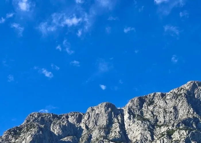 Willa Gv - With Magnapool