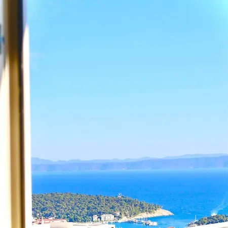 Gv - With Magnapool Μακάρσκα